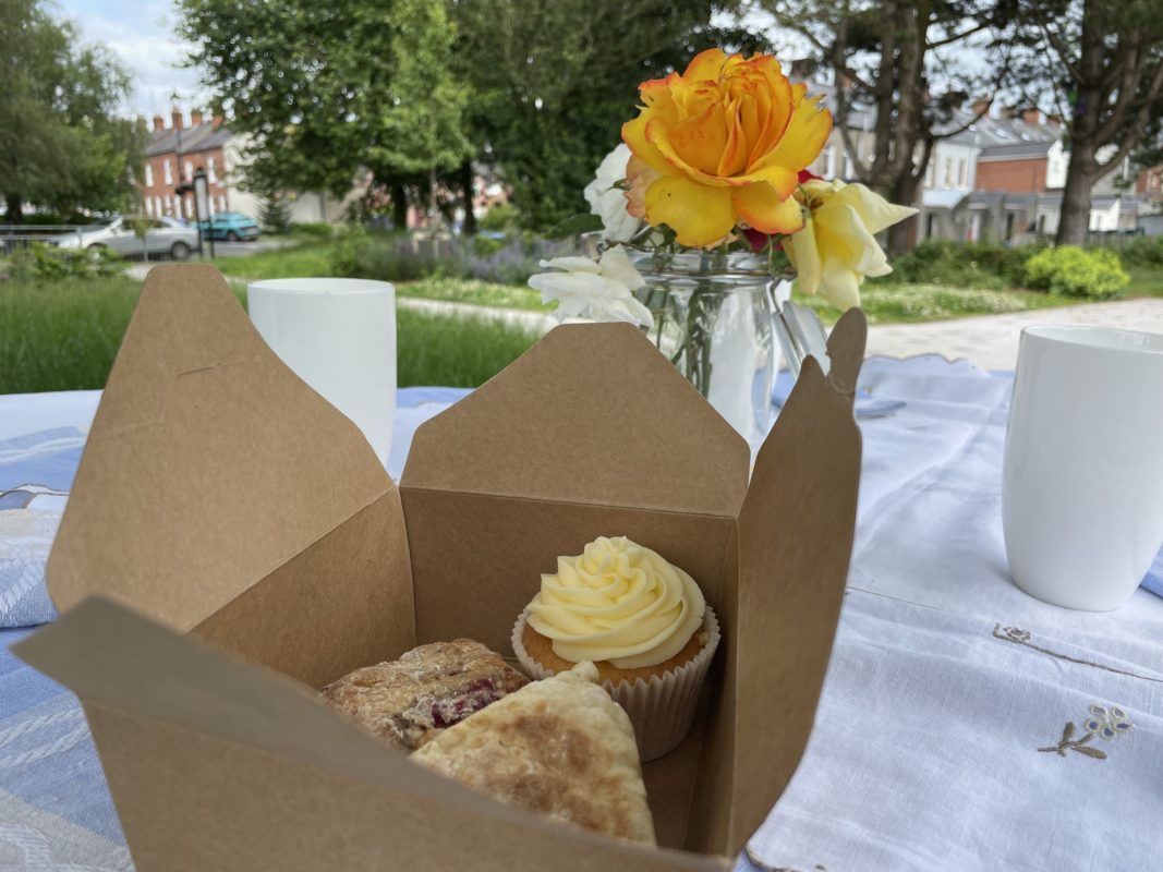 Traditional Northern Irish Picnic on the Walk it Off NI Cakewalk walking and food tour